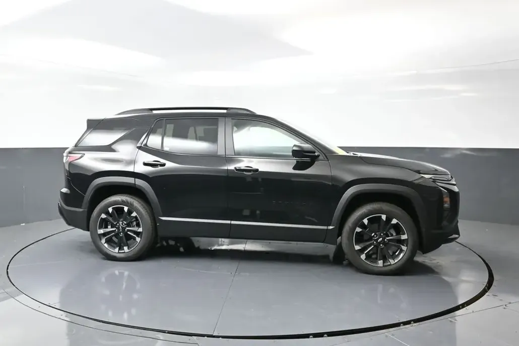 2026 Chevrolet Equinox RS photo 1