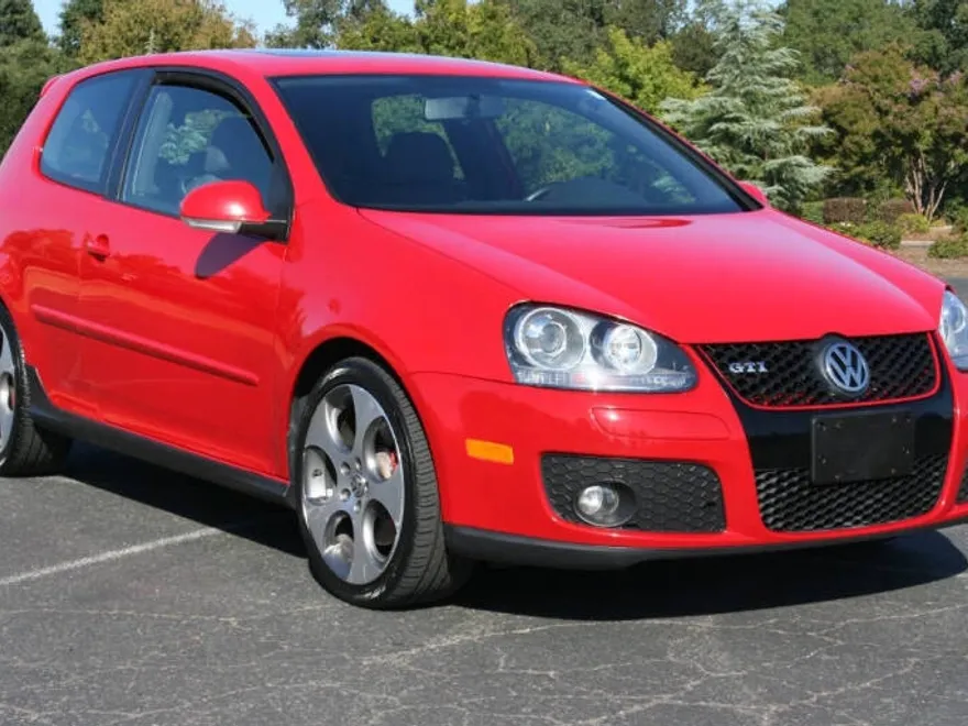 2009 Volkswagen Golf GTI Base photo 1