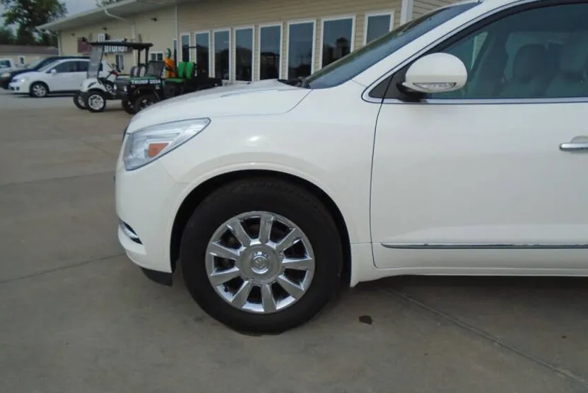 2015 Buick Enclave Leather photo 1