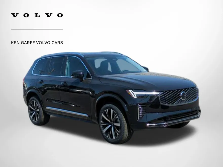2025 Volvo XC90 Core photo 1