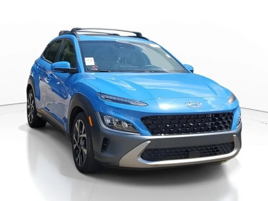 2022 Hyundai Kona Limited photo 1