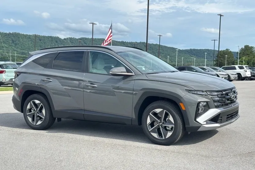 2025 Hyundai Tucson SEL Convenience photo 1