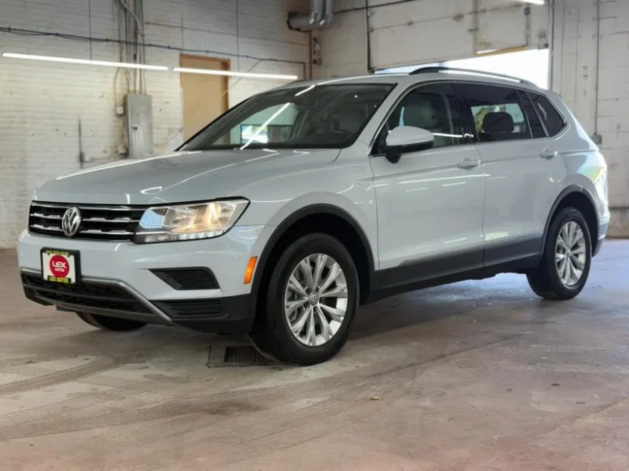 2018 Volkswagen Tiguan SE photo 1