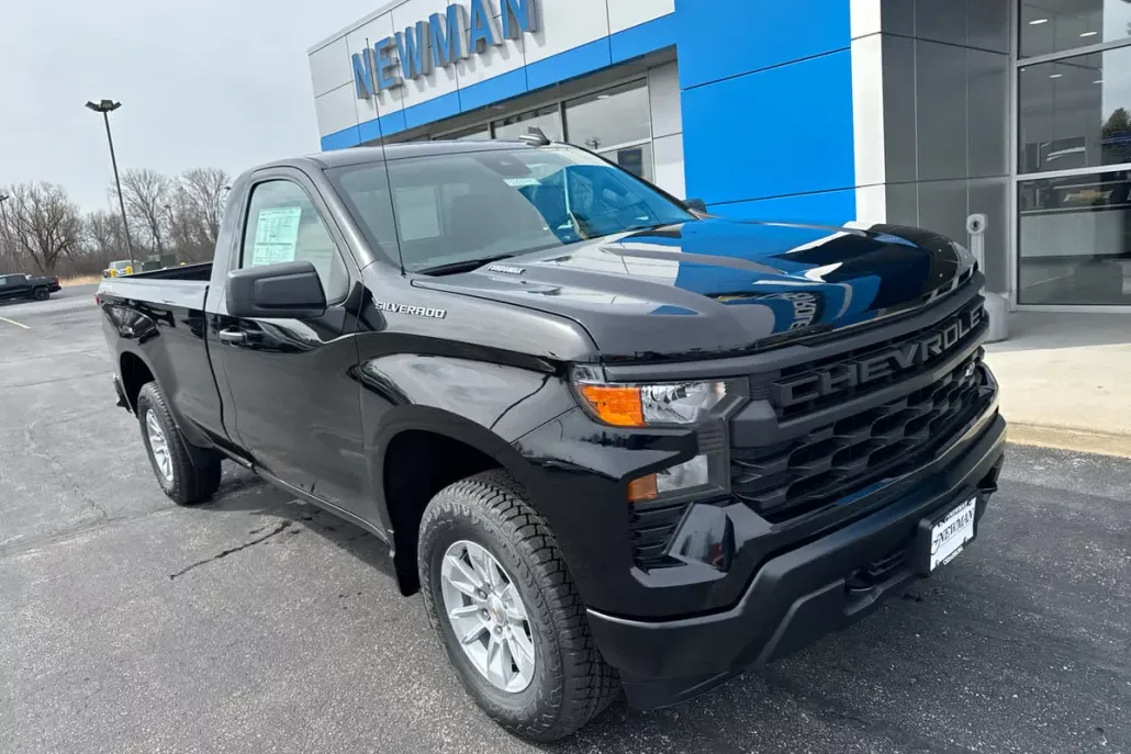 2025 Chevrolet Silverado 1500 photo 1