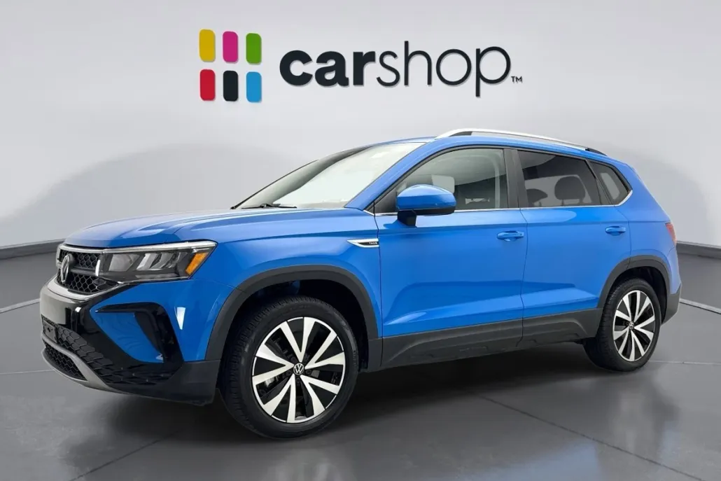 2022 Volkswagen Taos SE photo 1