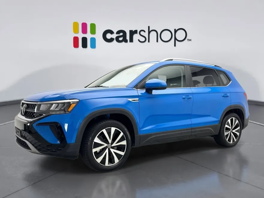 2022 Volkswagen Taos SE photo 1