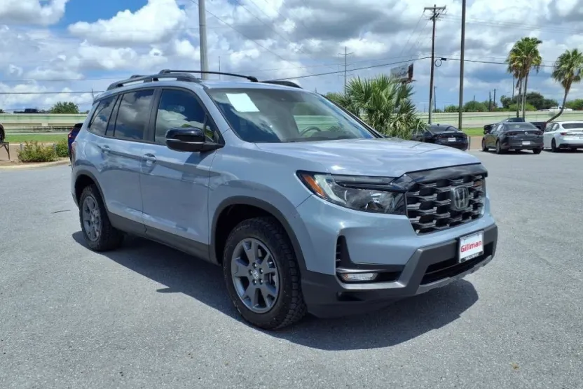 2024 Honda Passport TrailSport photo 1