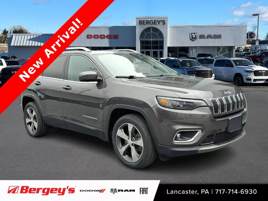 2019 Jeep Cherokee Limited photo 1