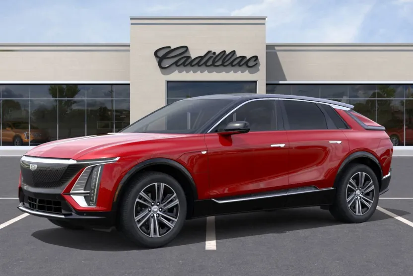 2026 Cadillac Lyriq Luxury photo 1