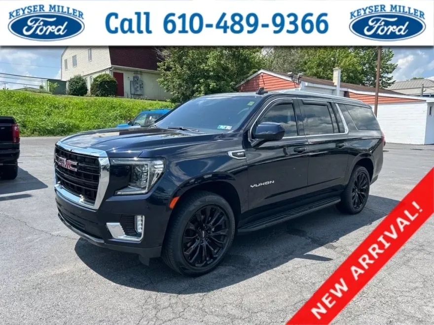 2022 Gmc Yukon XL SLE photo 1