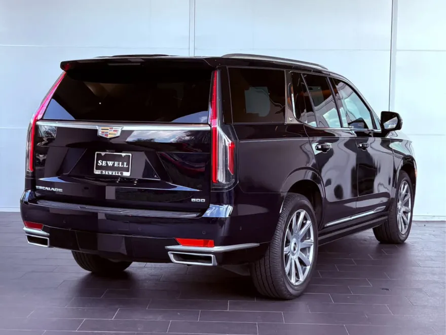 2022 Cadillac Escalade Premium Luxury Platinum photo 1