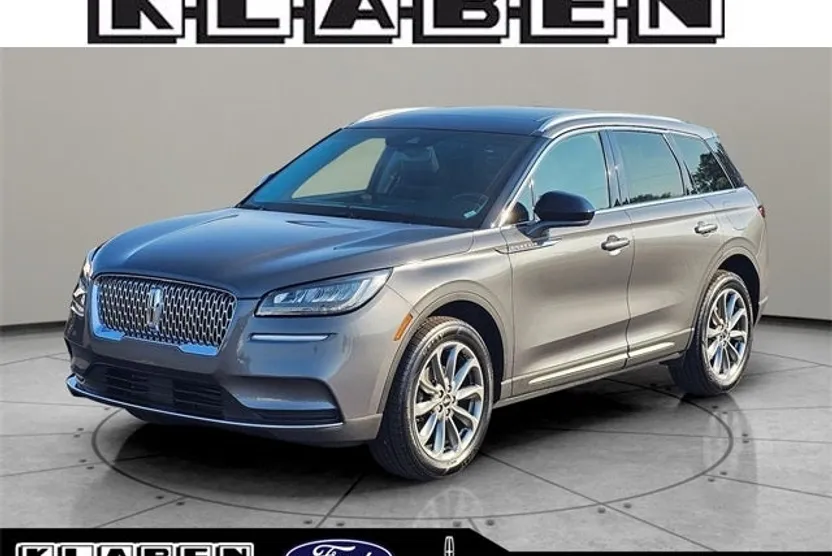 2022 Lincoln Corsair Standard photo 1
