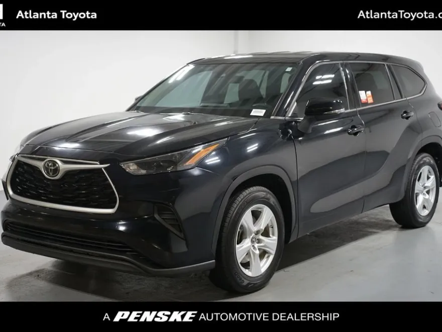 2022 Toyota Highlander L photo 1