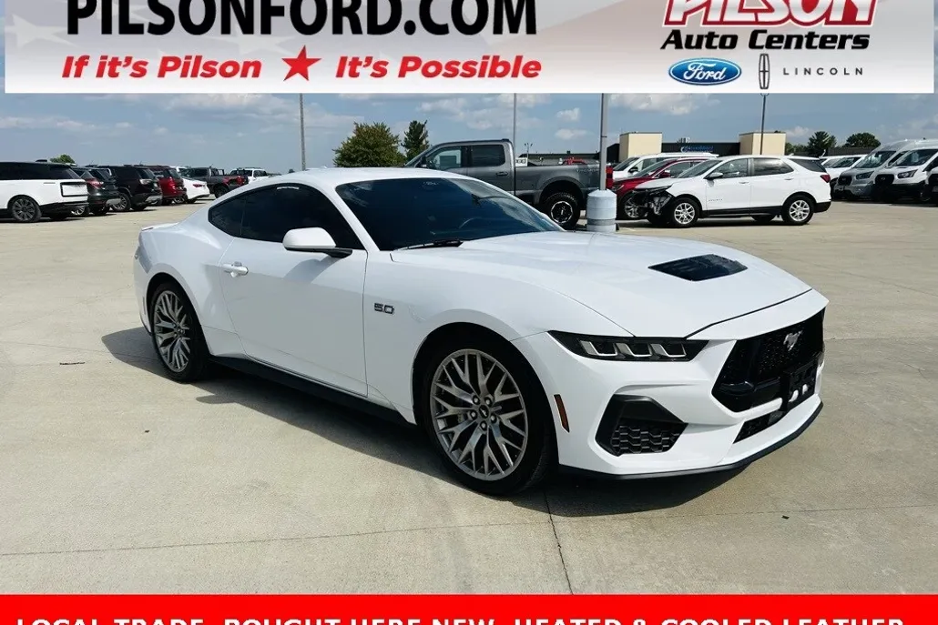 2024 Ford Mustang GT Premium photo 1