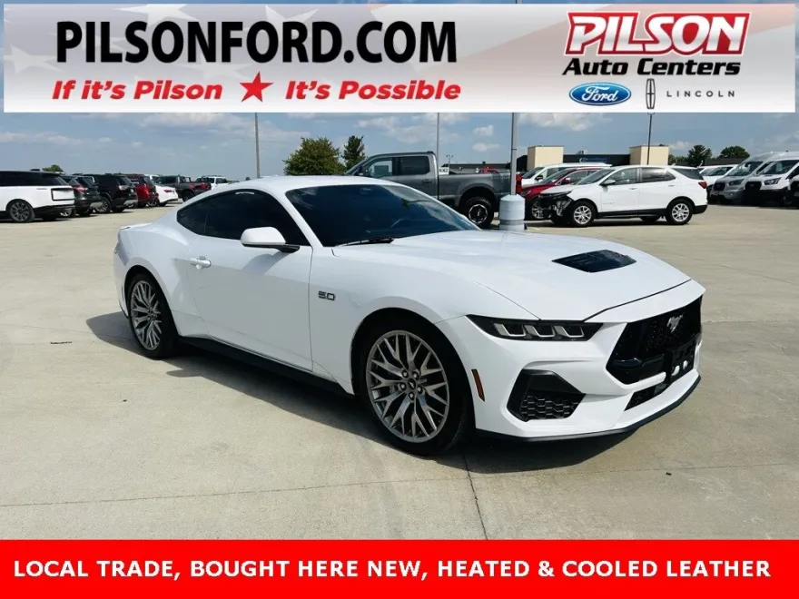 2024 Ford Mustang GT Premium photo 1