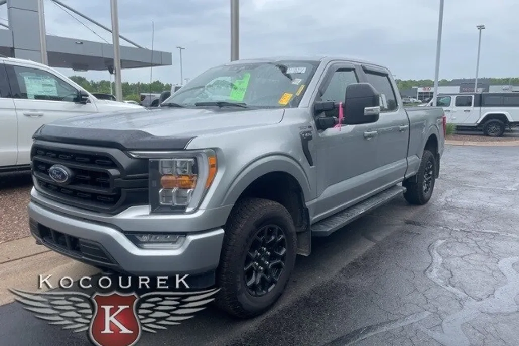 2021 Ford F-150 XLT photo 1