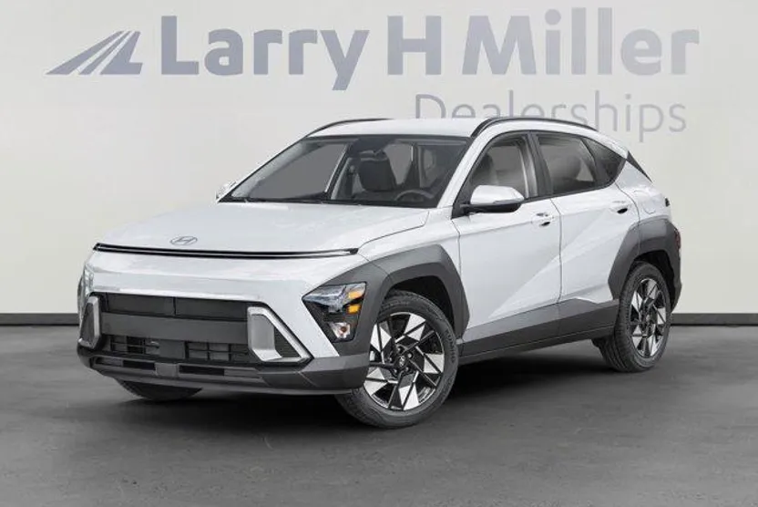 2025 Hyundai Kona SEL photo 1
