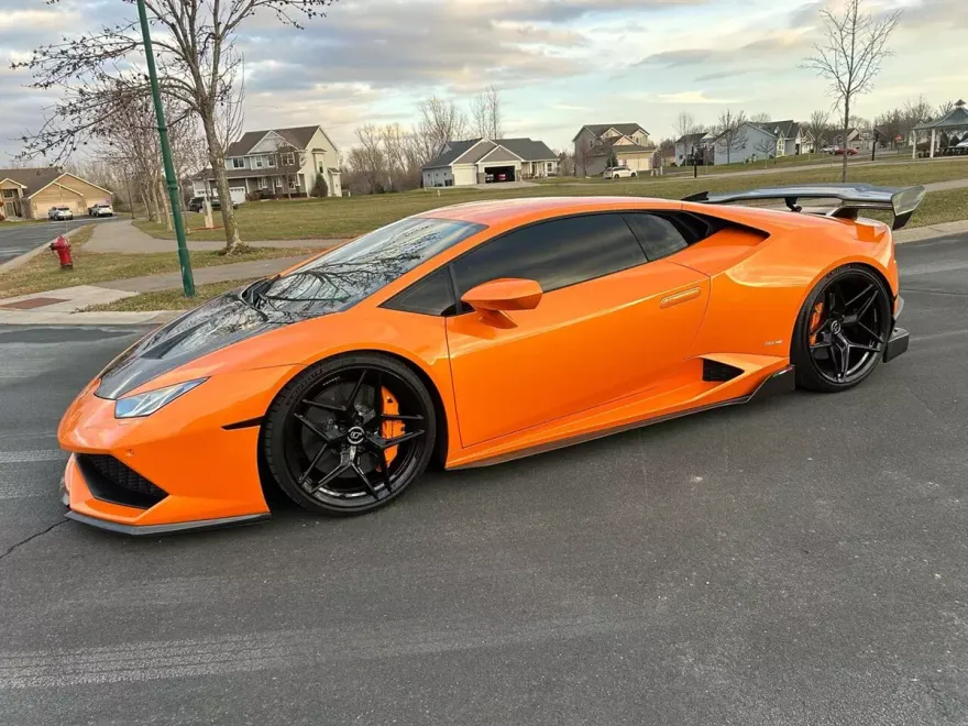 2015 Lamborghini Huracan LP 610-4 photo 1