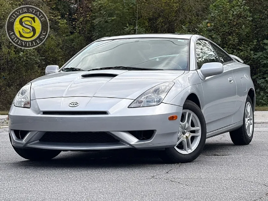 2003 Toyota Celica GT photo 1