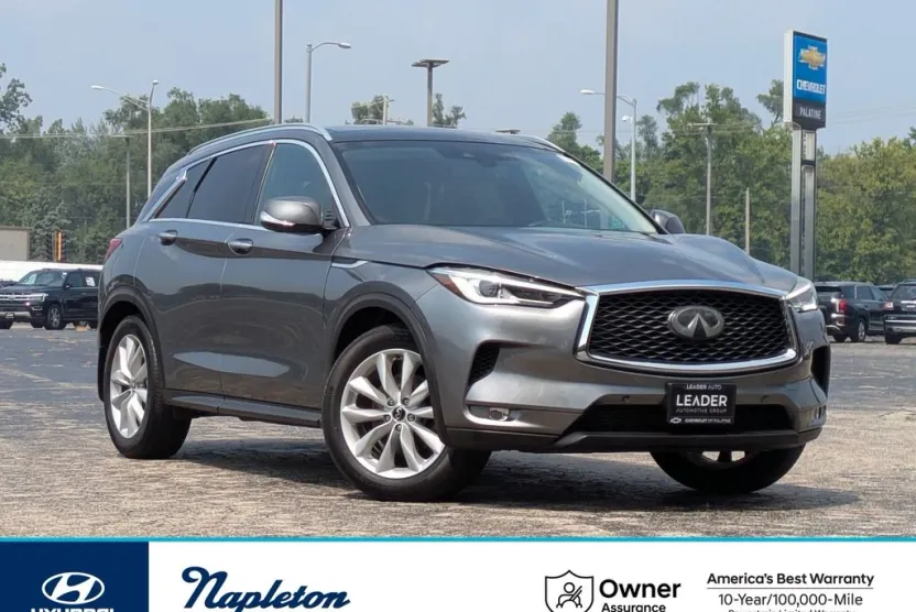 2019 Infiniti QX50 Essential photo 1