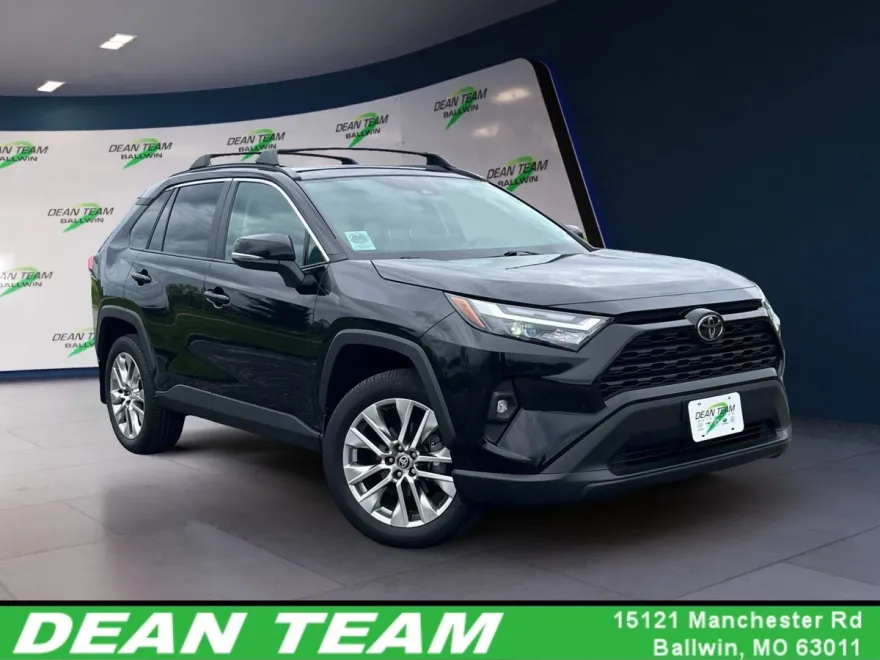 2024 Toyota RAV4 XLE Premium photo 1