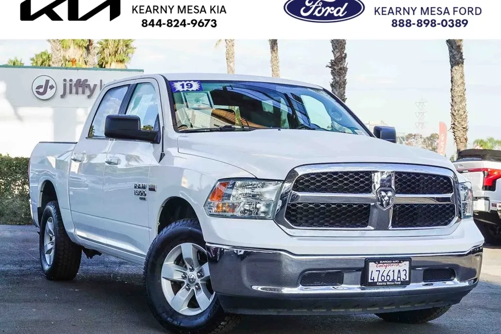 2019 Ram 1500 Classic SLT photo 1
