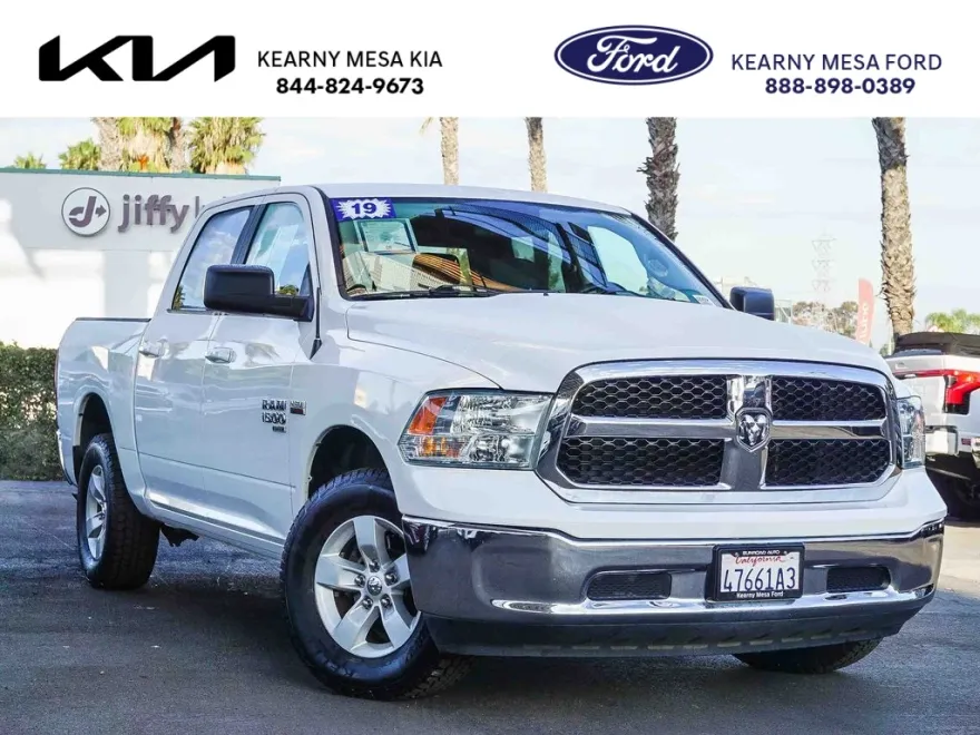 2019 Ram 1500 Classic SLT photo 1