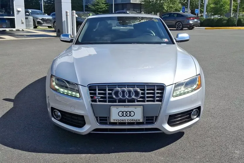 2012 Audi S5 Prestige photo 1