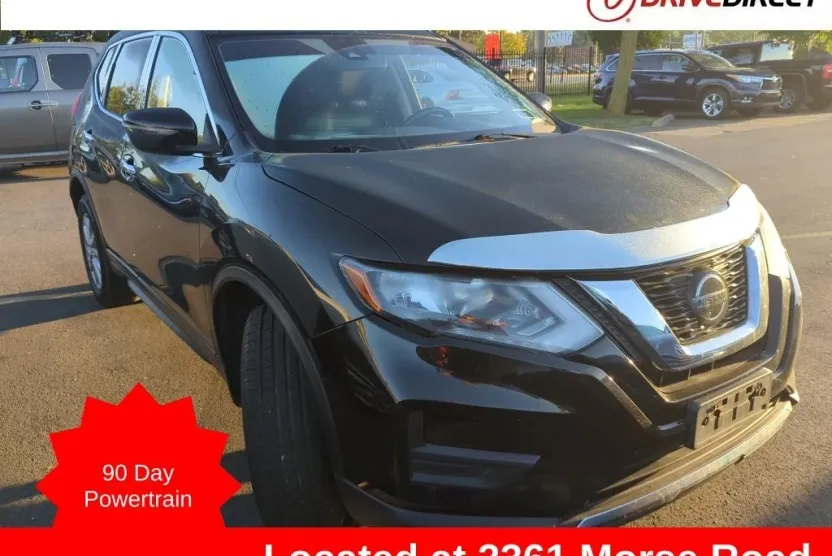 2019 Nissan Rogue SV photo 1