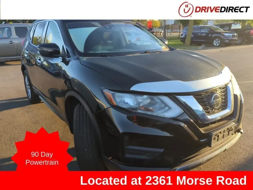 2019 Nissan Rogue SV photo 1