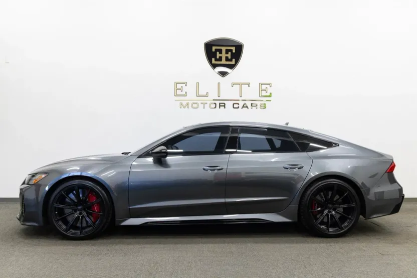 2021 Audi RS 7 Base photo 1