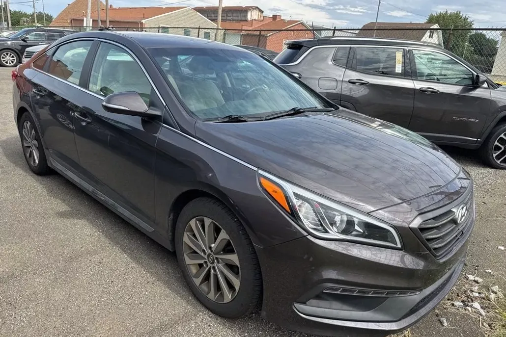 2015 Hyundai Sonata Sport photo 1