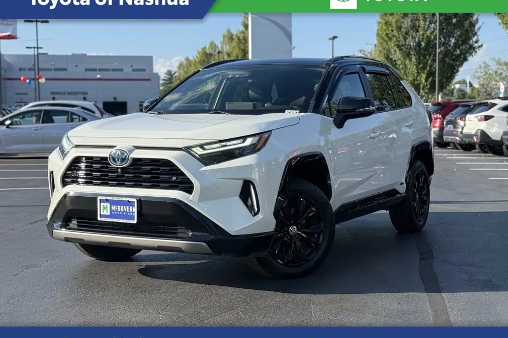 2022 Toyota RAV4 Hybrid XSE photo 1