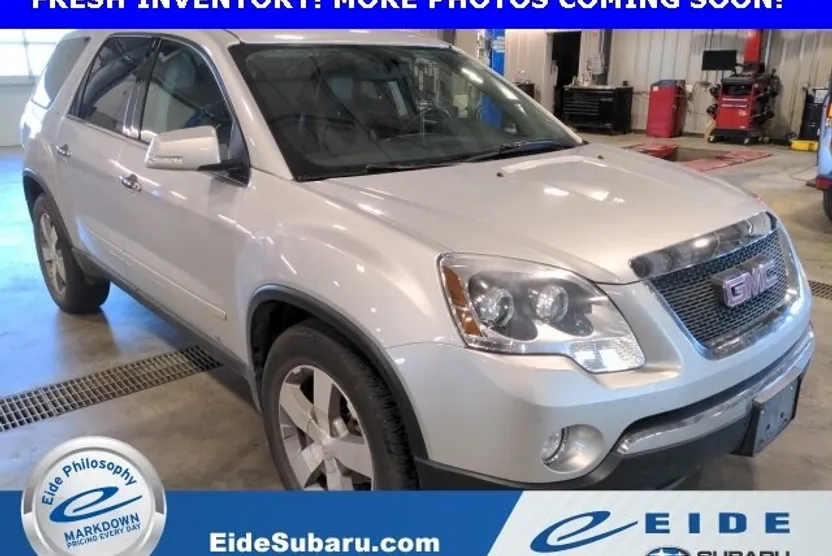 2012 Gmc Acadia SLT photo 1