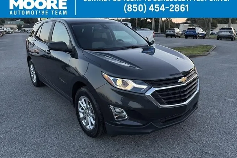 2021 Chevrolet Equinox LS photo 1