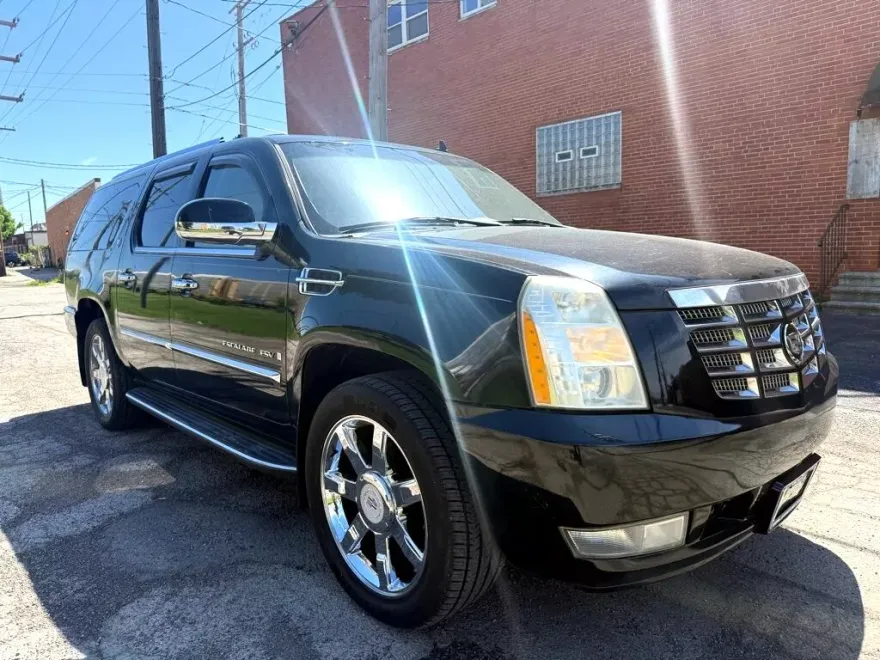 2007 Cadillac Escalade ESV photo 1