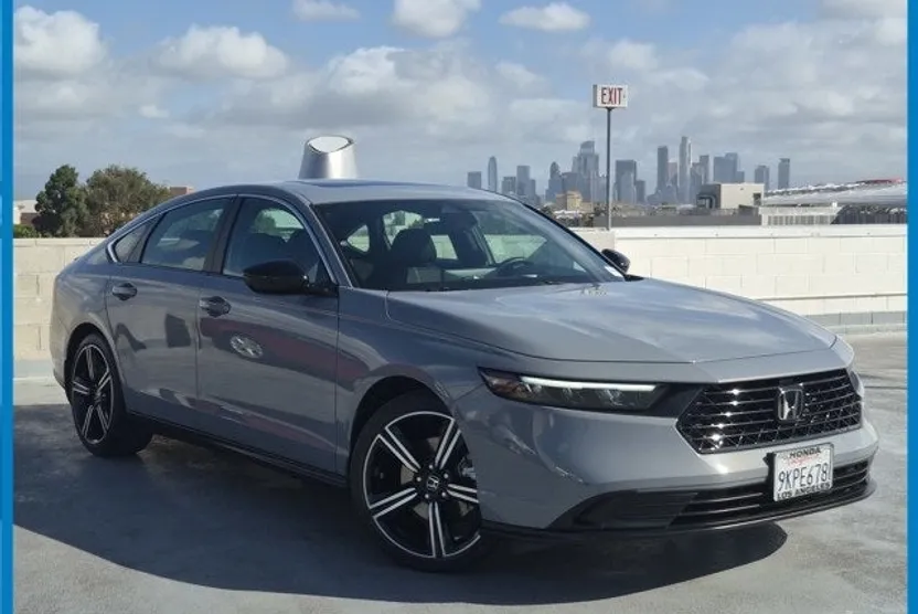 2023 Honda Accord Hybrid Sport photo 1