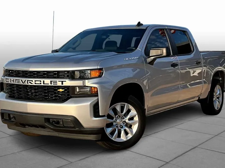2020 Chevrolet Silverado 1500 Custom photo 1