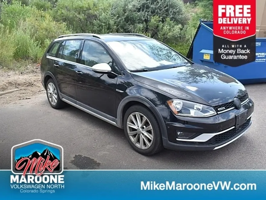 2017 Volkswagen Golf Alltrack SE photo 1