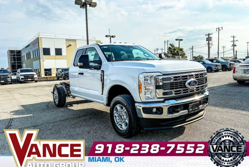 2026 Ford F-350 XLT photo 1