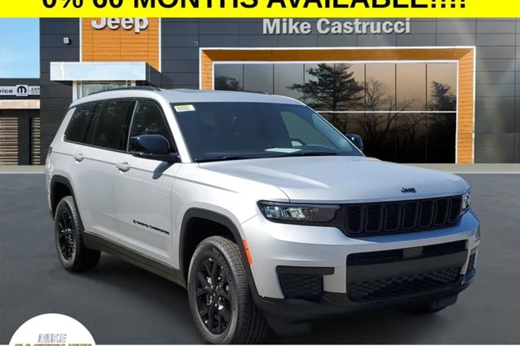 2025 Jeep Grand Cherokee Laredo Altitude photo 1