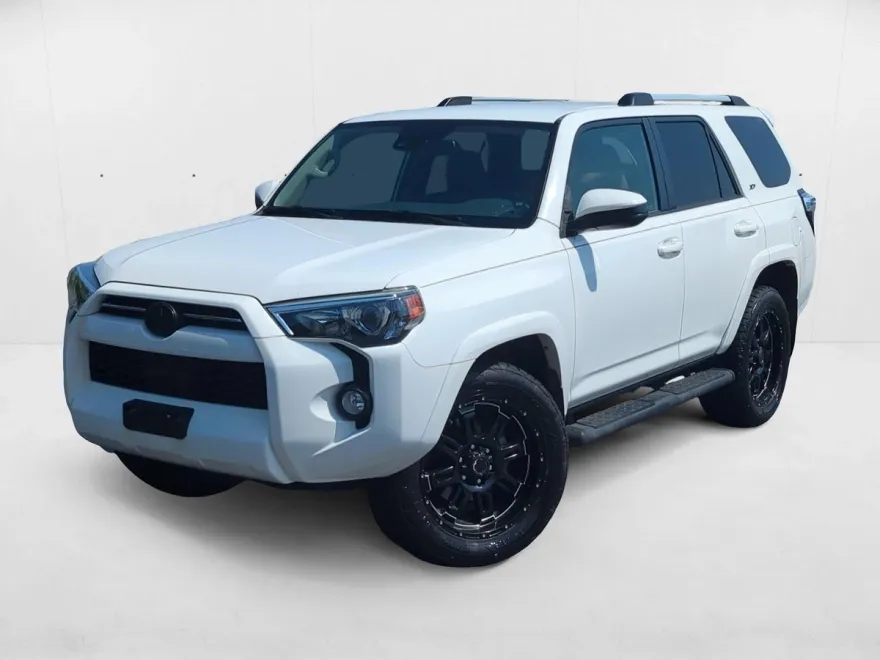 2020 Toyota 4Runner SR5 photo 1