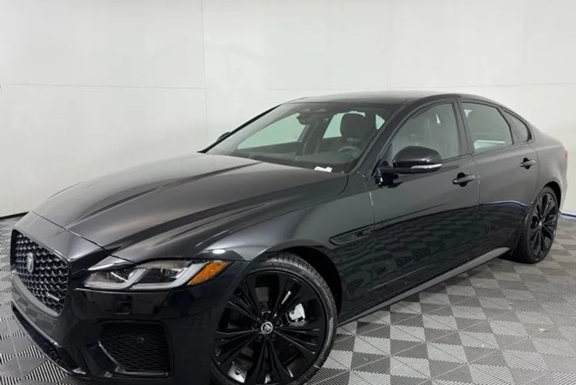 2024 Jaguar XF R-Dynamic SE photo 1