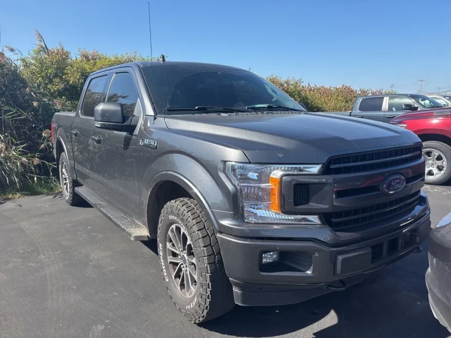 2020 Ford F-150 XLT photo 1