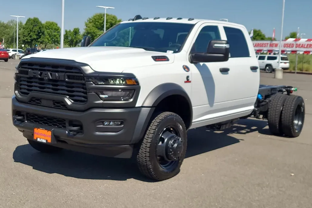 2025 Ram 5500 Tradesman photo 1