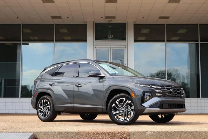 2026 Hyundai Tucson Limited photo 1