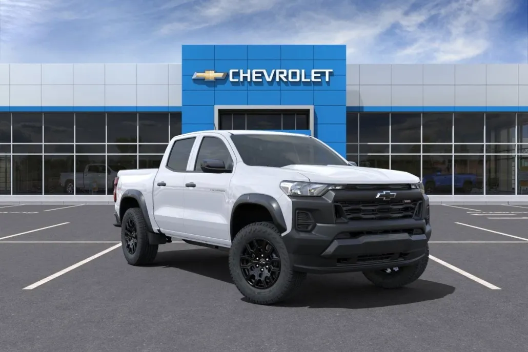 2025 Chevrolet Colorado Trail Boss photo 1