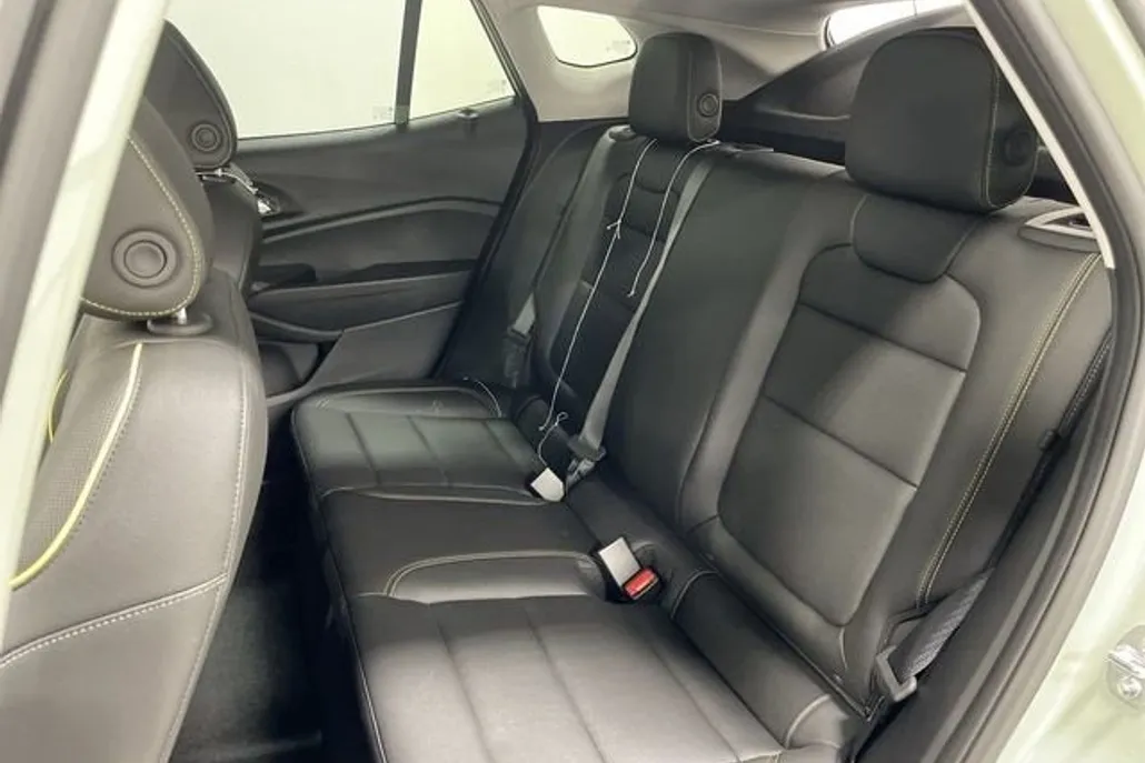 2026 Chevrolet Trax ACTIV photo 1