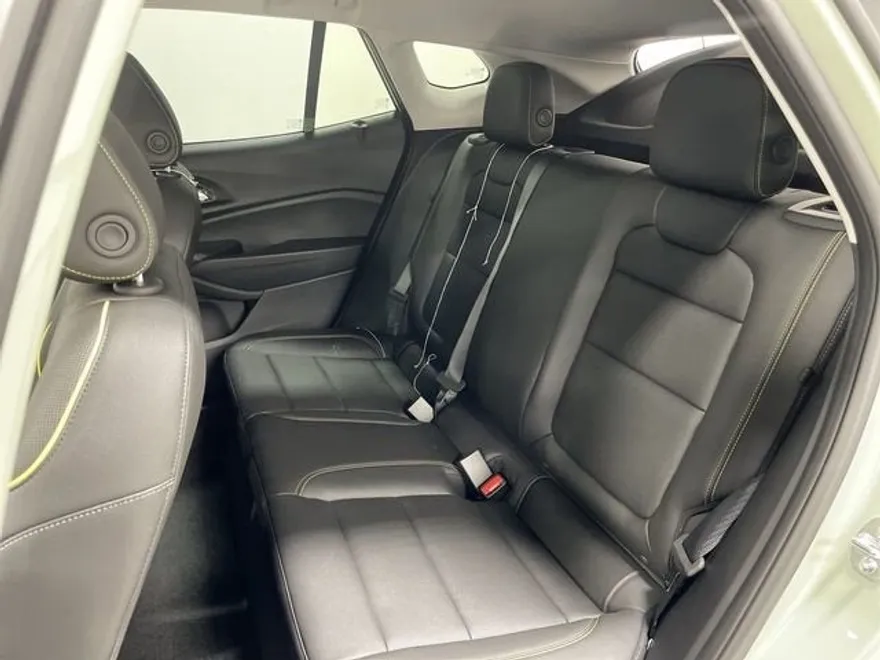 2026 Chevrolet Trax ACTIV photo 1