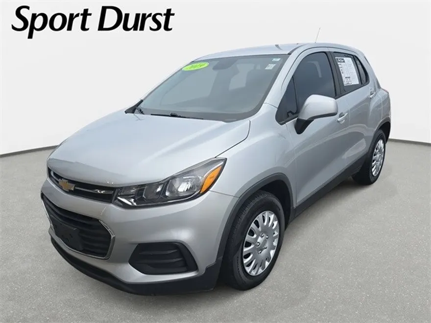 2019 Chevrolet Trax LS photo 1